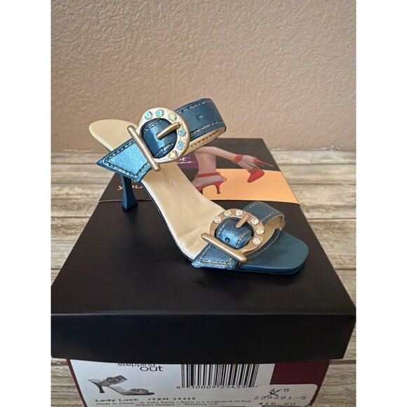 Just The Right Shoe by Raine Lady Luck 2003 #25455 Stepping Out NEW in Box - Picture 6 of 12